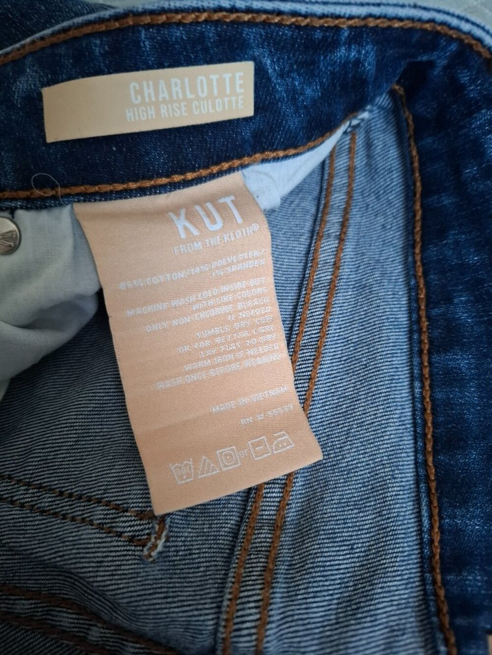 Kut from the Kloth Charlotte High Rise Culotte - Picture 9 of 11